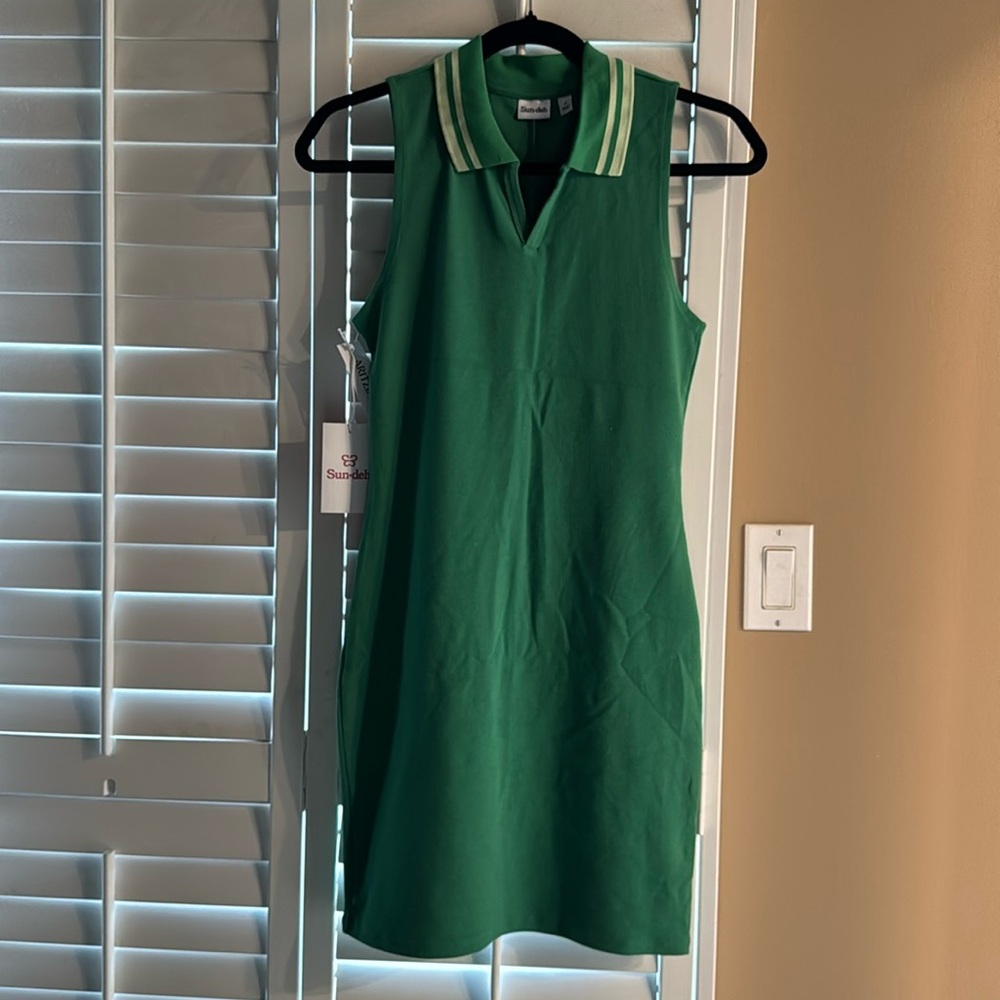 Green dress